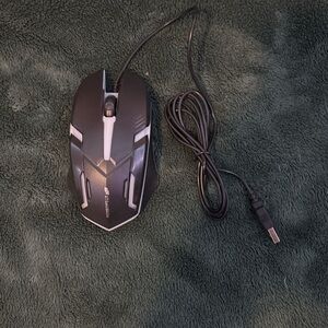 Wired Gaming Mouse in Black and Gray